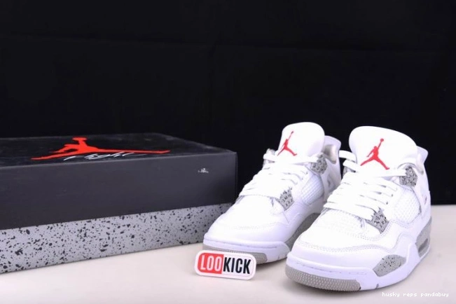 Cheap Husky 4 Retro CT8527-100 (2021) Oreo White Jordan 0821